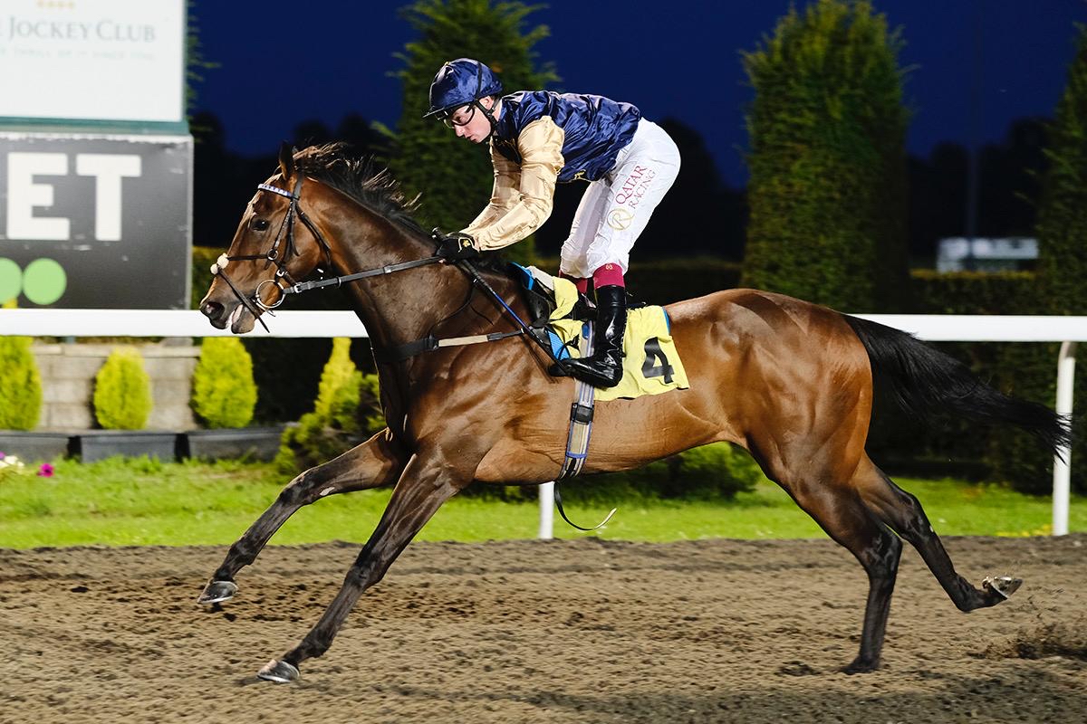 Motorious takes first place at Kempton Park