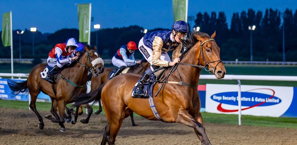 Motorious Wins at Wolverhampton