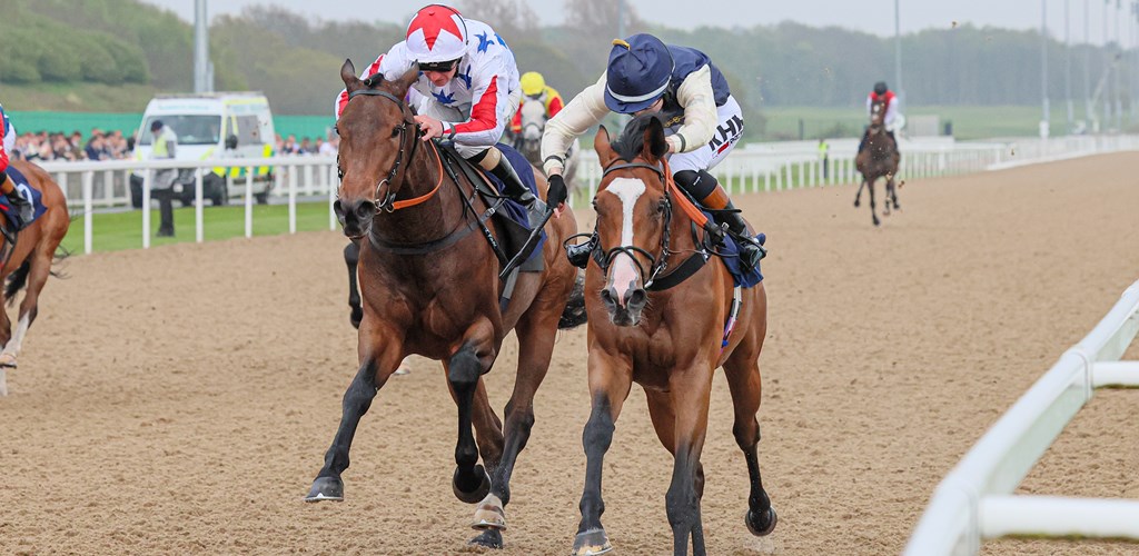HEDONISTA Heads for the Winning Post