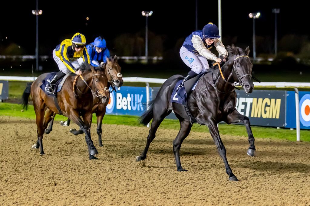 DEBORA'S DREAM powers to victory